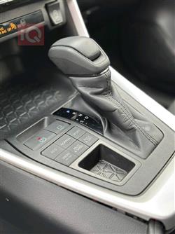 تۆیۆتا ڕاڤ 4